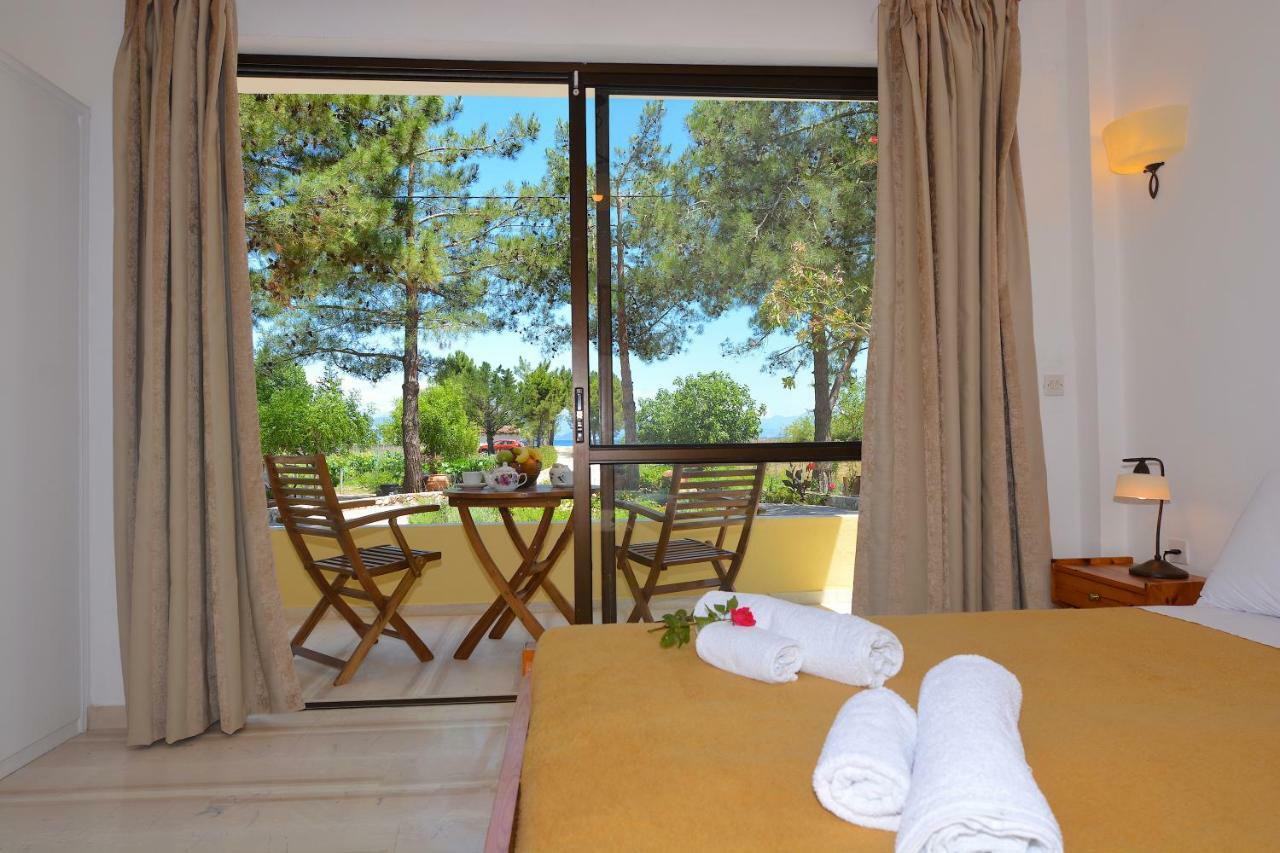 Alexandra Apartments Melikia Екстер'єр фото